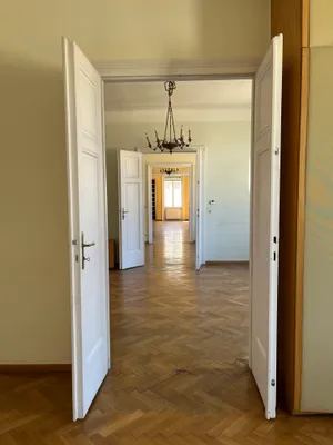 6-Zimmer-Wohnung mieten in Wien – 204 m², € 3.200