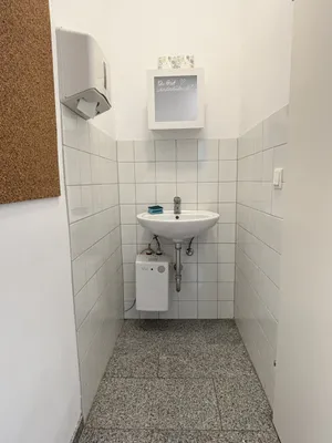 Gewerbeimmobilie mieten in Neunkirchen – 80 m², € 795 – Bild 11 von 14