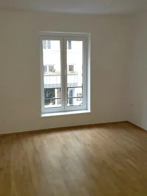 HELLER MIETHIT / NÄHE FRANZ JOSEFS BAHNHOF – Bild 2