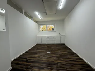 4-Zimmer-Gewerbeimmobilie mieten in Innsbruck-Land – 85 m², € 1.851 – Bild 7 von 23