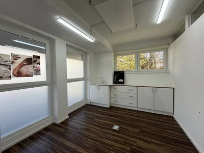 4-Zimmer-Gewerbeimmobilie mieten in Innsbruck-Land – 85 m², € 1.851 – Bild 20 von 23