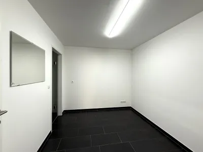 4-Zimmer-Gewerbeimmobilie mieten in Innsbruck-Land – 85 m², € 1.851 – Bild 11 von 23