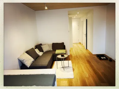 Ab 1. August !! Sehr schöne, super aufgeteilte 2 Zimmer Wohnung mit Balkon (TOP 50 - 4.OG) – Bild 2
