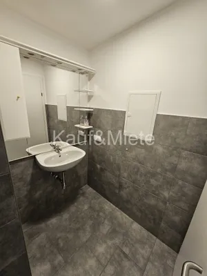 1-Zimmer-Wohnung mieten in Graz – 30 m², € 500 – Bild 3 von 4