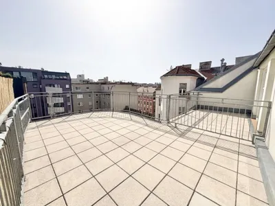 Stilvolle 3-Zi-Dachgeschoßwohnung mit Terrasse & Einbauküche in 1100 Wien, 99m², 1.595EUR