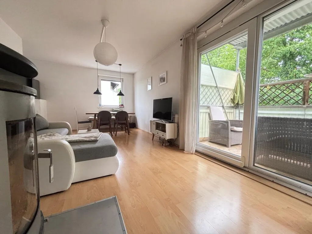 Sonnige Wohnung mit Balkon und Grünblick! - Ansicht 2