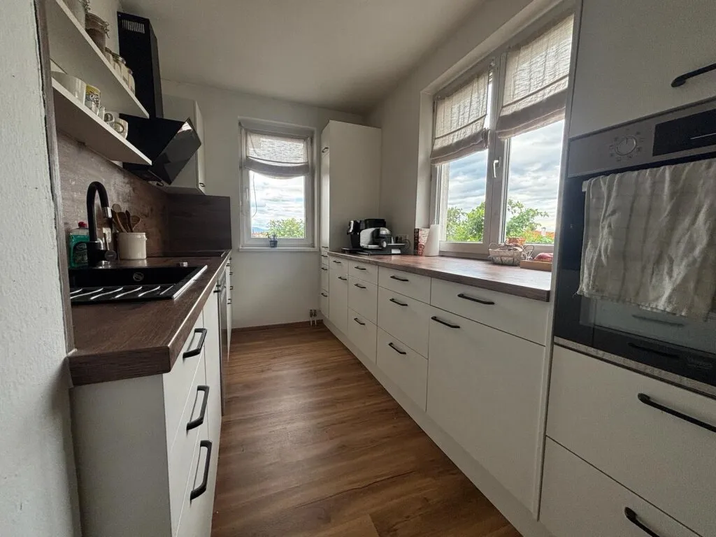 Sonnige Wohnung mit Balkon und Grünblick! - Ansicht 3