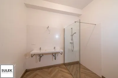 2-Zimmer-Wohnung mieten in Wien – 105 m², € 1.500 – Bild 17 von 25