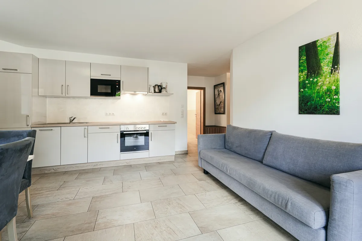 Ferien-Appartement mit touristischer Vermietungsmöglichkeit (06747) - Ansicht 2