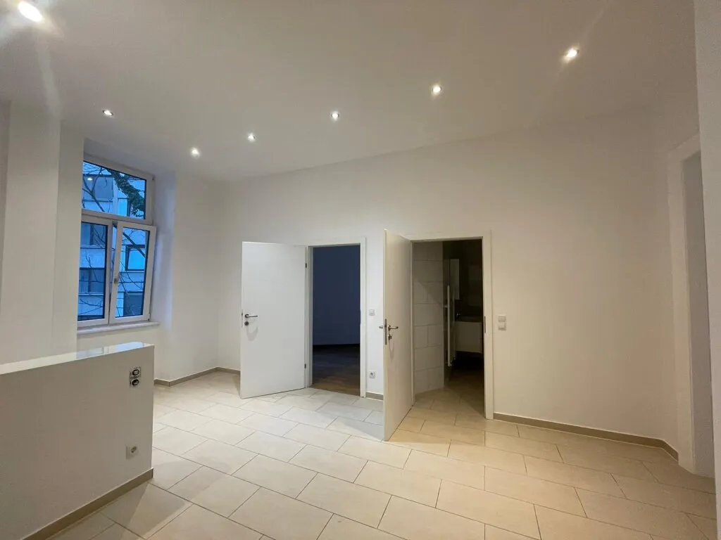 Charmante 4 Zimmer Wohnung in der Nähe des Raimundtheaters - Ansicht 2
