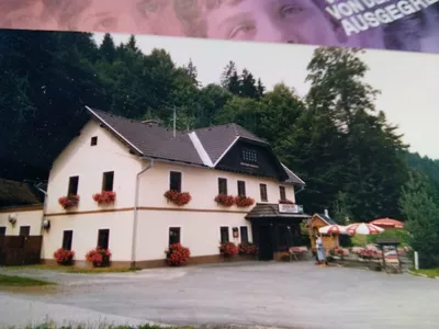 Gewerbeimmobilie mieten in Feldkirchen – 250 m², € 1.100 – Bild 8 von 9