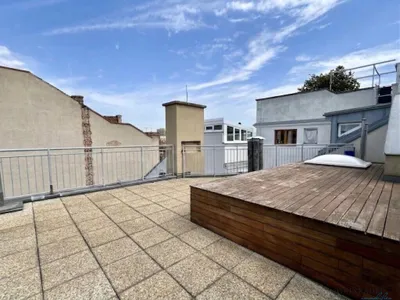 Exklusive Maisonette mit Dachterrasse | lichtdurchflutet | begehbare Garderobe | Homeoffice | Stellplätze – Bild 2