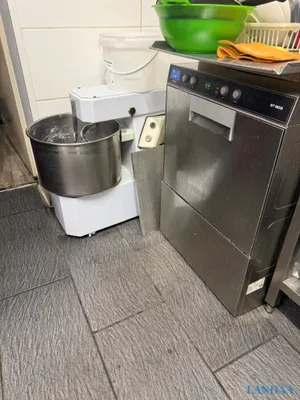 Gewerbeimmobilie mieten in Wien – 60 m², € 900 – Bild 12 von 12