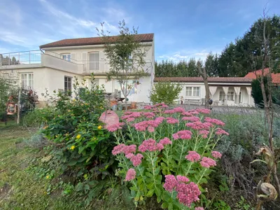 6-Zimmer-Haus kaufen in Hartberg-Fürstenfeld – 313 m², € 520.000 – Bild 1 von 55