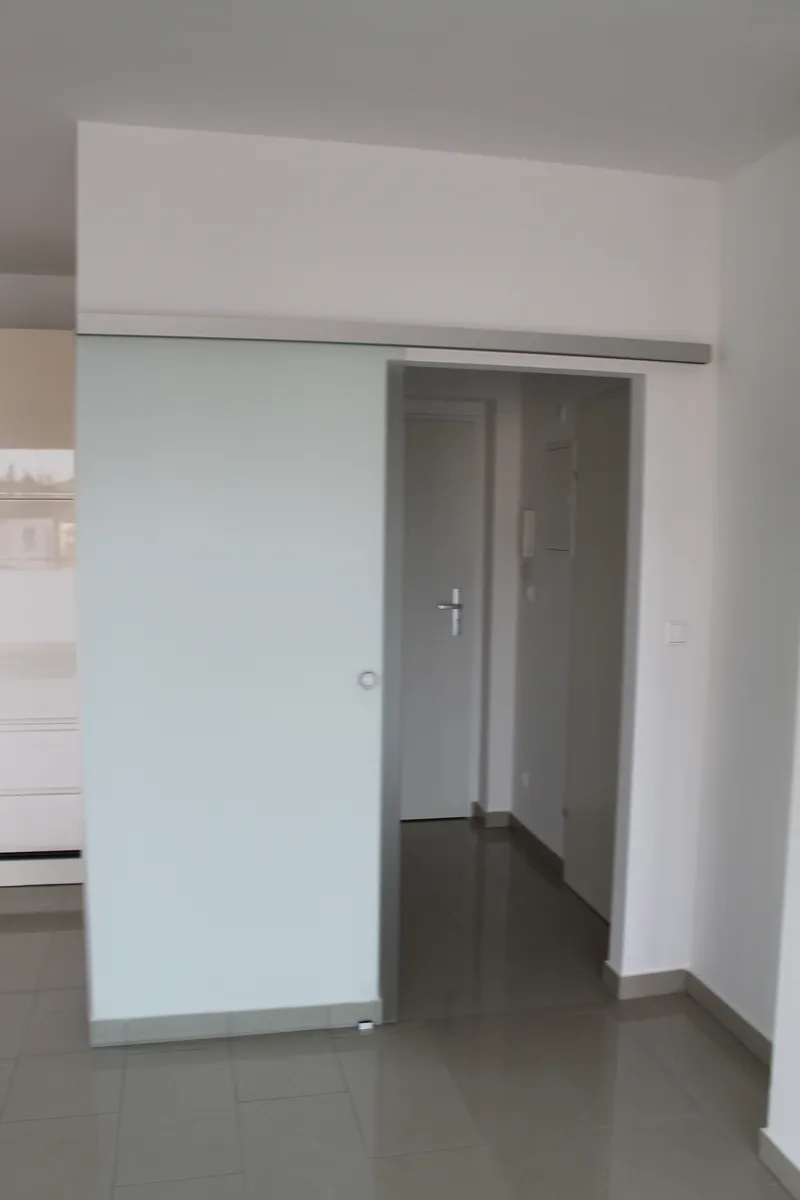 Helle, Sonnige Wohnung inkl. Einbauküche mit Garten - Provisionsfrei! - Ansicht 2