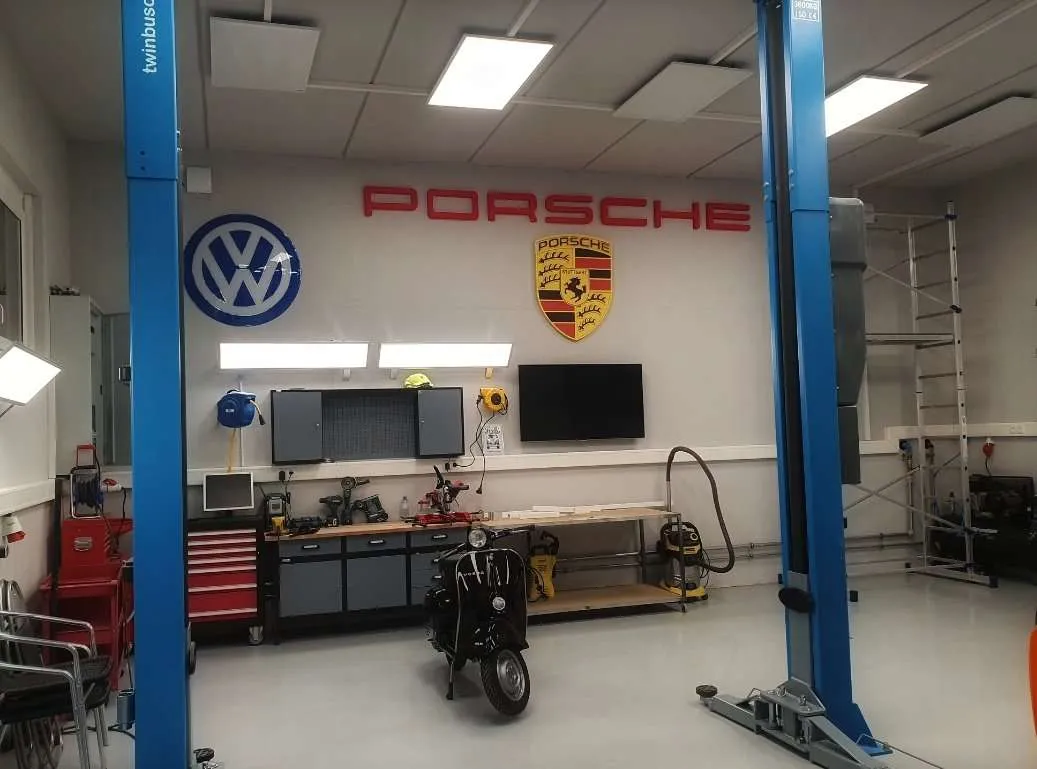 Mietwerkstatt KFZ Werkstatt Mieten Hobbywerkstätte Stunden / Tageweise einmieten Hebebühne Autowerkstatt - Ansicht 3