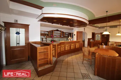 Gewerbeimmobilie mieten in Linz Land – 265 m², € 1.999 – Bild 2 von 16