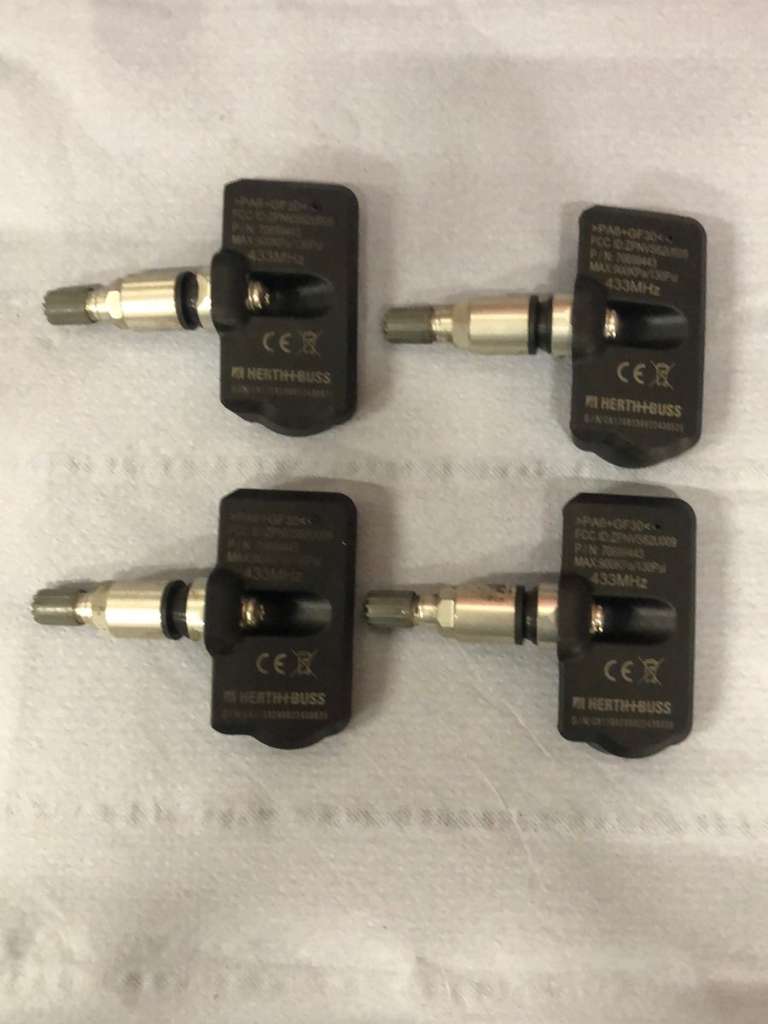 4 Stk. Herth+ Buss Reifendruckkontroll Sensoren PA6 GF30