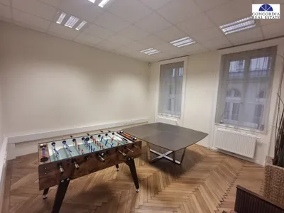 9-Zimmer-Gewerbeimmobilie mieten in Wien – 197 m², € 4.372 – Bild 11 von 12