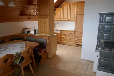 10-Zimmer-Gewerbeimmobilie kaufen in Gmunden – 320 m², € 890.000 – Bild 7 von 9
