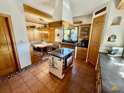 5-Zimmer-Haus kaufen in Gmunden – 142 m², € 429.000 – Bild 3 von 12