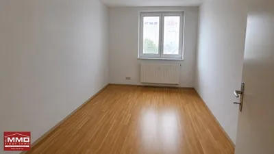 7-Zimmer-Wohnung kaufen in Bruck an der Leitha – 145 m², € 350.000 – Bild 14 von 26