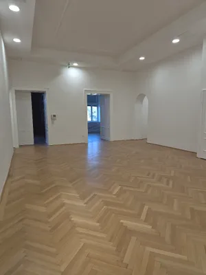 11-Zimmer-Gewerbeimmobilie mieten in Wien – 402 m², € 9.899 – Bild 3 von 14