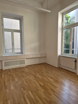 11-Zimmer-Gewerbeimmobilie mieten in Wien – 402 m², € 9.899 – Bild 12 von 14