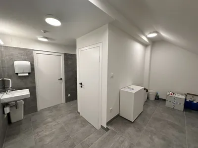 4-Zimmer-Gewerbeimmobilie mieten in Graz – 233 m², € 6.255 – Bild 30 von 37