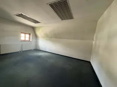 Gewerbeimmobilie mieten in Kirchdorf an der Krems – 243 m², € 1.920 – Bild 7 von 7