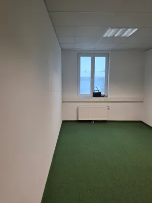 7-Zimmer-Gewerbeimmobilie mieten in Wiener Neustadt – 650 m² – Bild 7 von 28