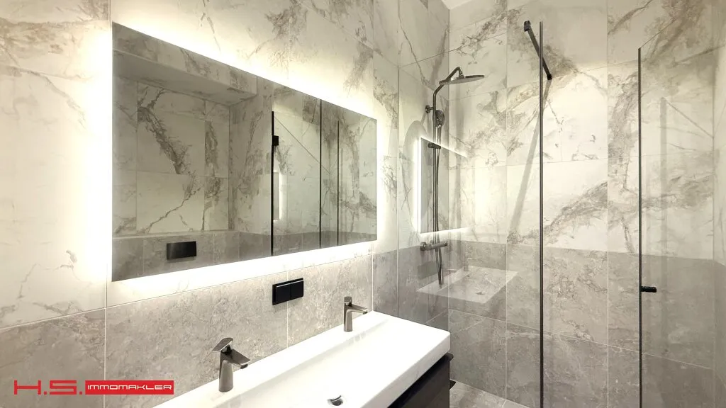 SERVITENVIERTEL - HIGH END ERSTBEZUG - GENIALE STILWOHNUNG - 2 BÄDER - 2WC - MINIBALKON - RENOVIERTES STILJUWEL – pohled 3