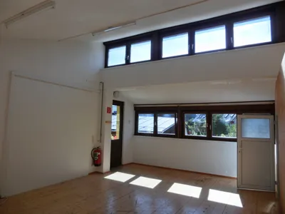 2-Zimmer-Gewerbeimmobilie mieten in Sankt Veit an der Glan – 50 m², € 340 – Bild 1 von 11