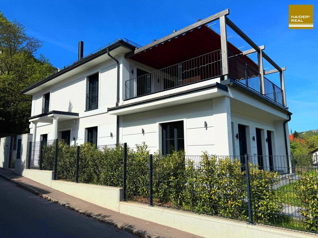 NEU errichtete Villa im Zentrum Meisterklasse der Baukunst - Ansicht 2