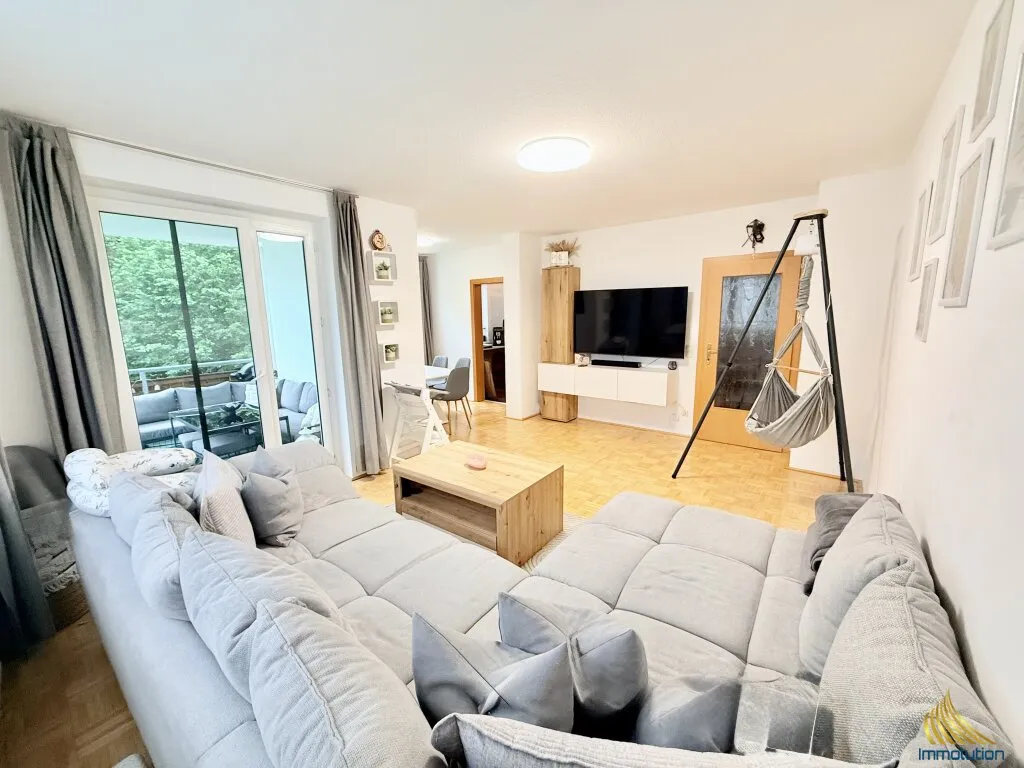 Großzügige 3-Zimmer-Wohnung mit Loggia - Ansicht 3