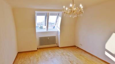 Sonnige Dachgeschosswohnung – Bild 2