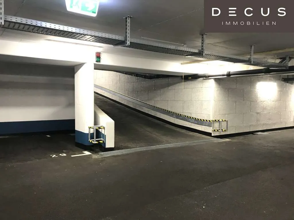 / TIEFGARAGEN - STELLPLÄTZE / NAH GELEGENE U-BAHN STATION / KEINE MAKLERGEBÜHR - Ansicht 3