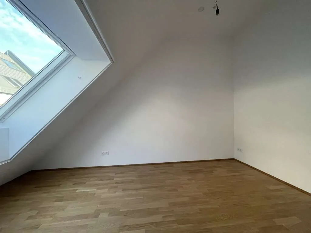 Wohnen und entspannen: 2 Zimmer mit idyllischer Terrasse mit hervorragender Anbindung | top Lage - Ansicht 2