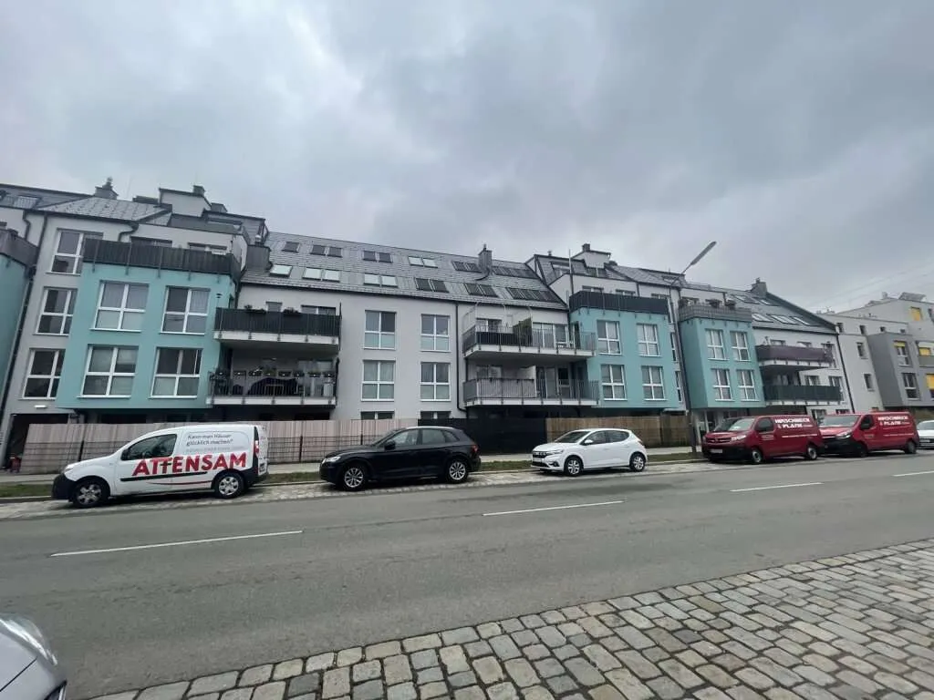 Wohnen und entspannen: 2 Zimmer mit idyllischer Terrasse mit hervorragender Anbindung | top Lage - Ansicht 3