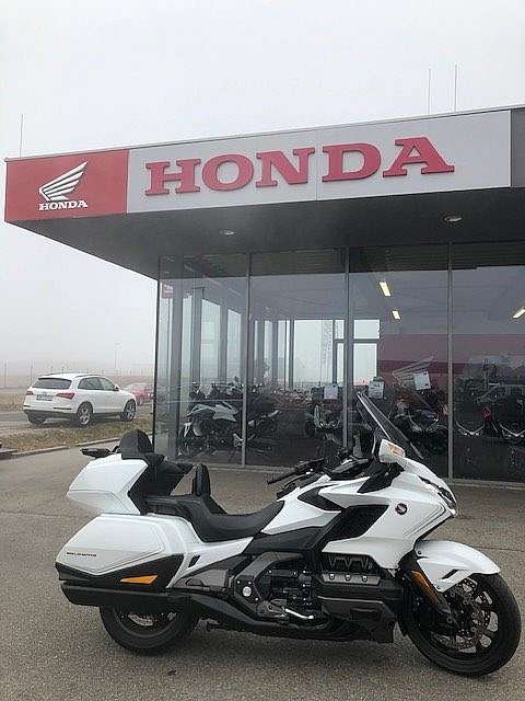 Honda GL 1800 Goldwing Tour DCT Black-White Edition Tourer