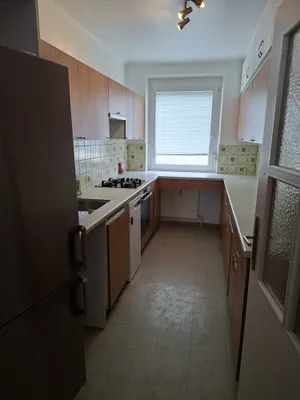 Zwischen Neilreichgasse und Laxenburger Straße*** 5. Liftstock *** 3-Zimmer Wohnzimmer und Loggia – Bild 3
