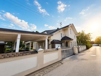 8-Zimmer-Haus kaufen in Braunau am Inn – 263,93 m², € 550.000 – Bild 1 von 21