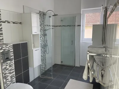 7-Zimmer-Gewerbeimmobilie kaufen in Mattersburg – 220 m², € 585.000 – Bild 6 von 24