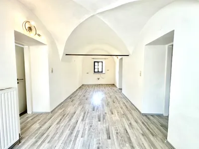 3-Zimmer-Wohnung mieten in Bruck an der Leitha – 85 m², € 690 – Bild 1 von 11