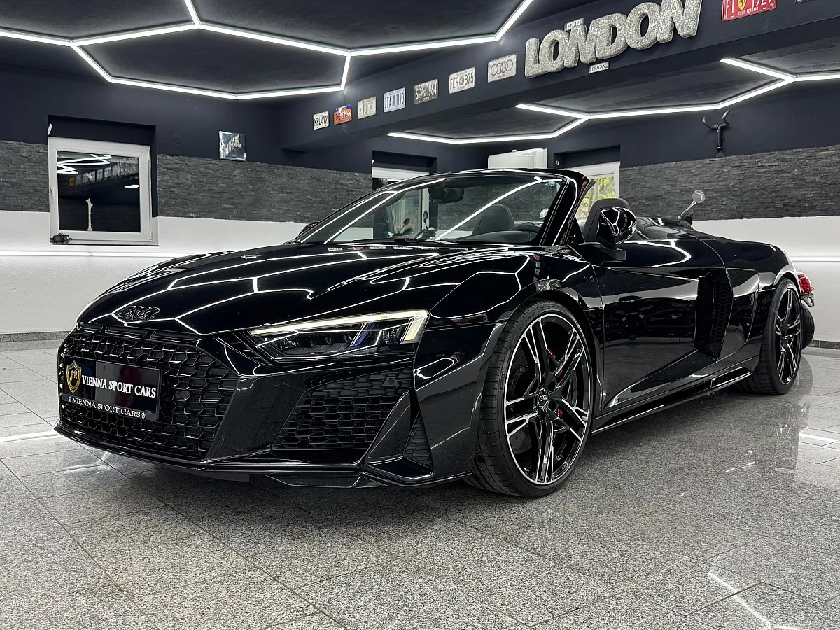 Audi R8