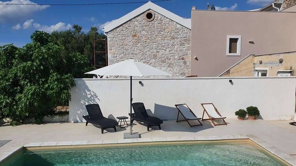 ZADAR Region - Historisches Steinjuwel mit Pool & Meerblick auf Ugljan - Vista 2