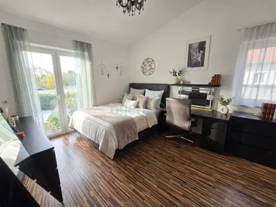 6-Zimmer-Haus kaufen in Wels-Land – 173 m², € 649.000 – Bild 3 von 6