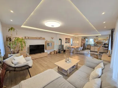 6-Zimmer-Haus kaufen in Wels-Land – 173 m², € 649.000 – Bild 2 von 6