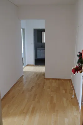 2-Zimmer-Wohnung mieten in Wels – 50 m², € 700 – Bild 2 von 8