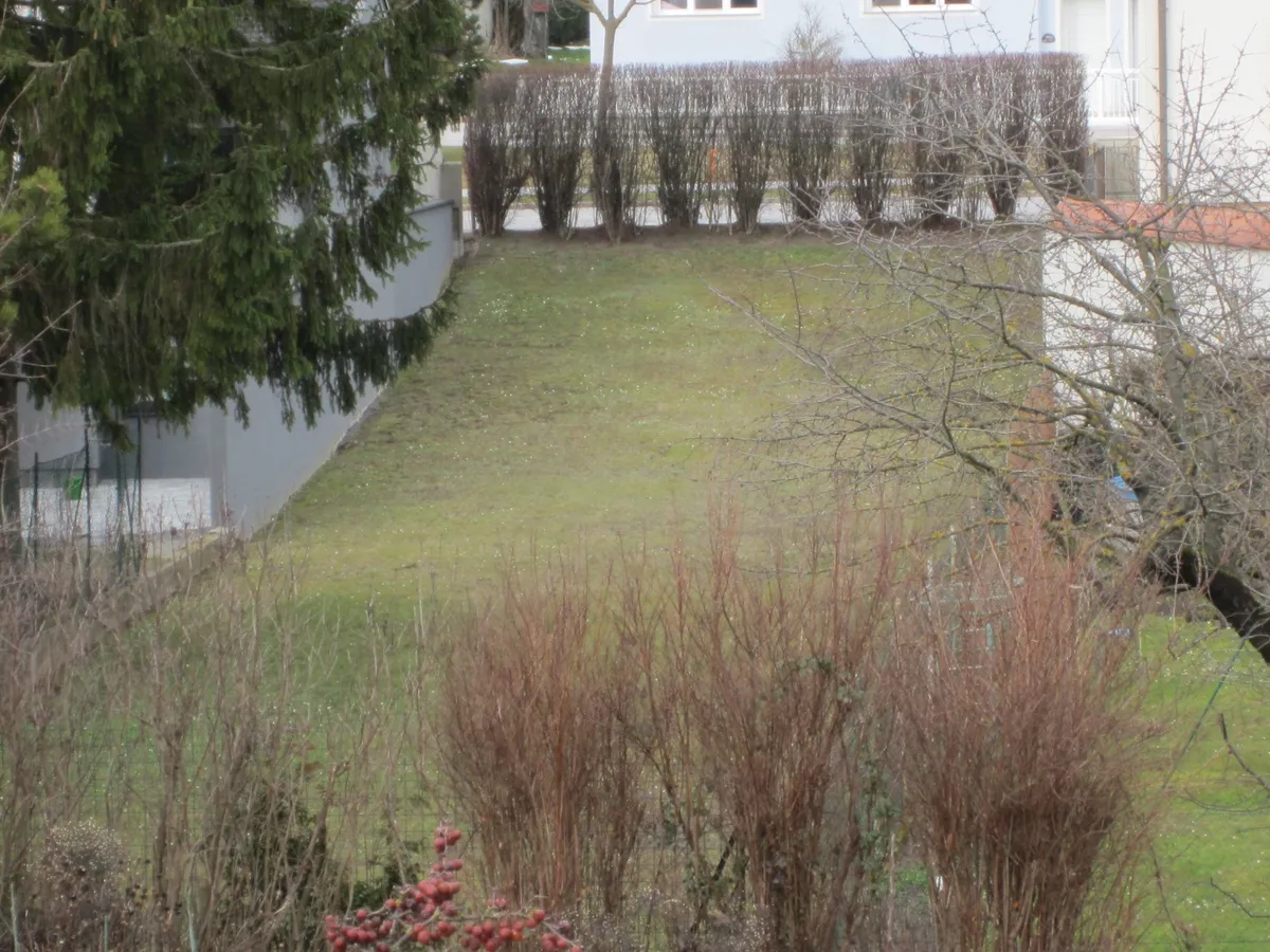 PRIVATVERKAUF-GÜNSTIGES BAUGRUNDSTÜCK IN LEOBENDORF-KEIN BAUZWANG
